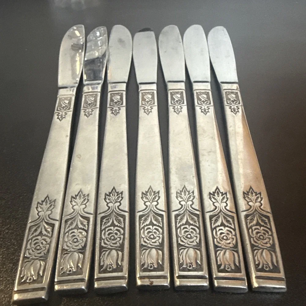 Imperial International Young Rose‎ Dinner Knives Stainless Silverware Set Of 7